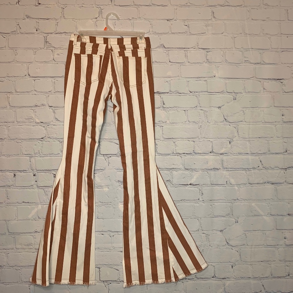 Stopped flare jeans